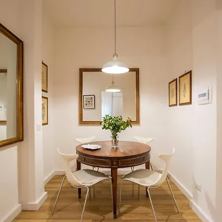 Elegant 2 Bdr - 150 Mt From Metro A Apartament *