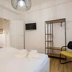 Cozy Metro A Easy Access To شقة