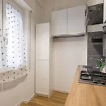 Cozy Metro A Easy Access To شقة *